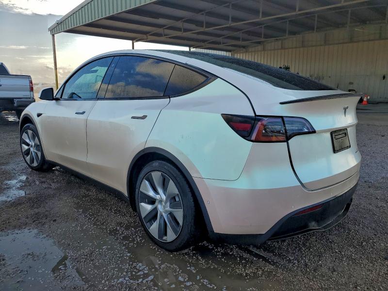 Фото 2 - TESLA MODEL Y