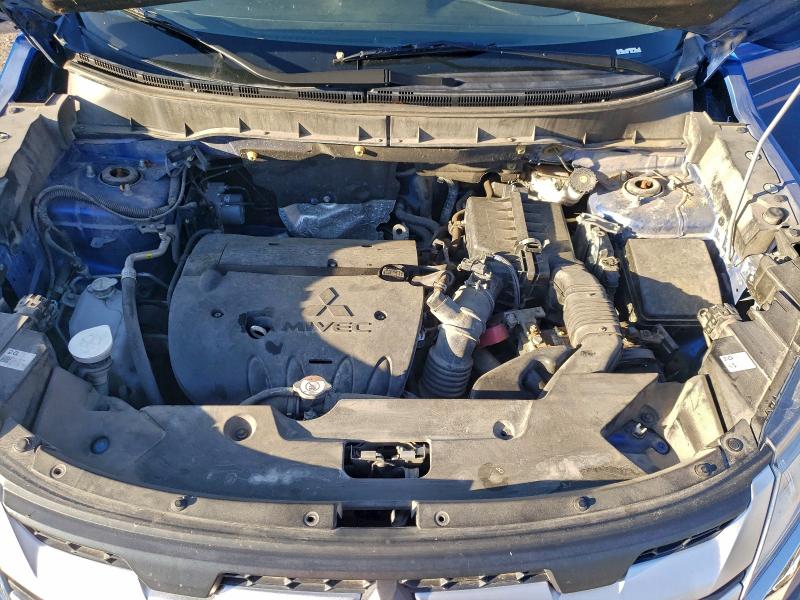 Фото 12 - MITSUBISHI OUTLANDER