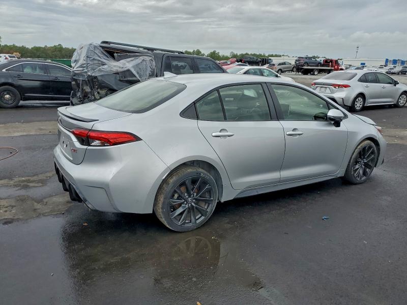 Фото 3 - TOYOTA COROLLA