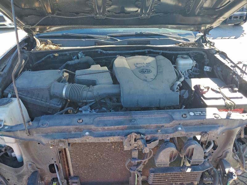 Фото 11 - TOYOTA TACOMA