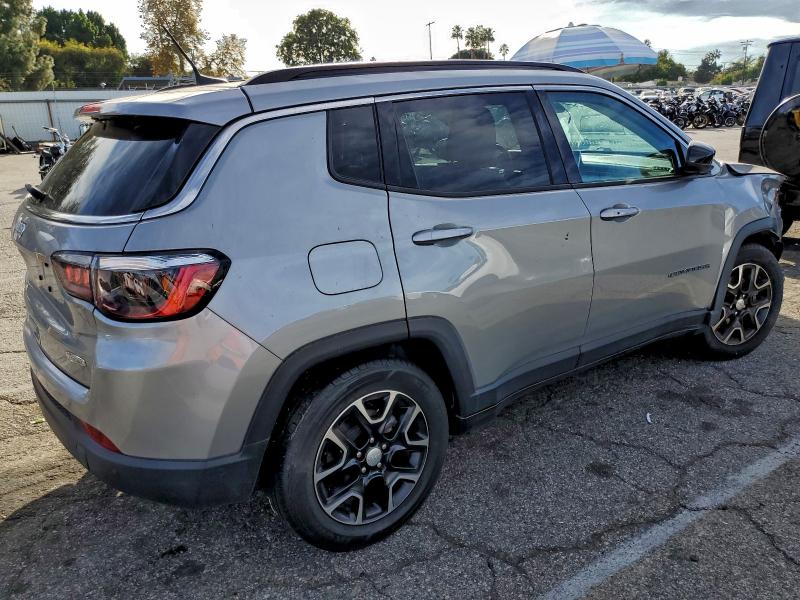 Фото 3 - JEEP COMPASS