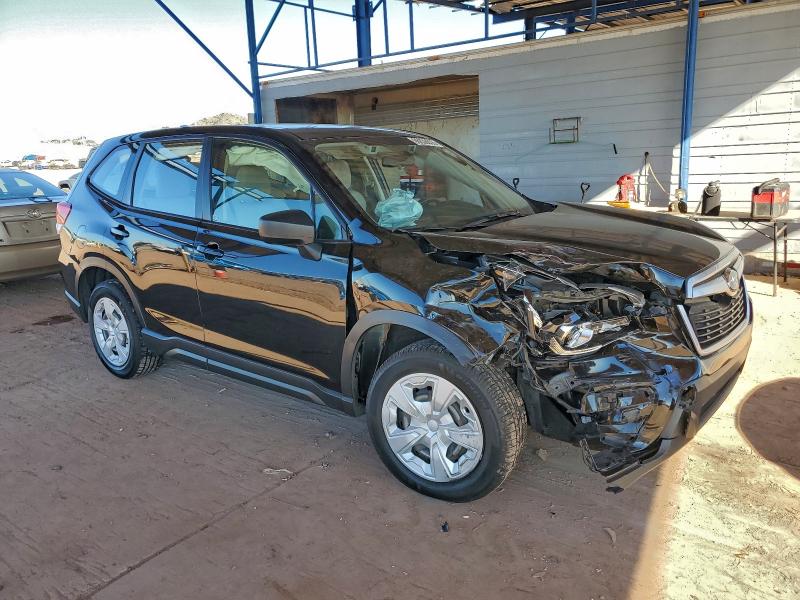 Фото 4 - SUBARU FORESTER