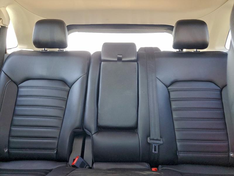 Фото 10 - FORD EDGE