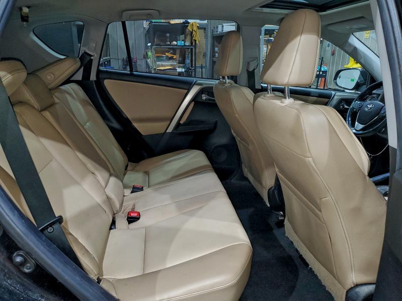 Фото 11 - TOYOTA RAV4