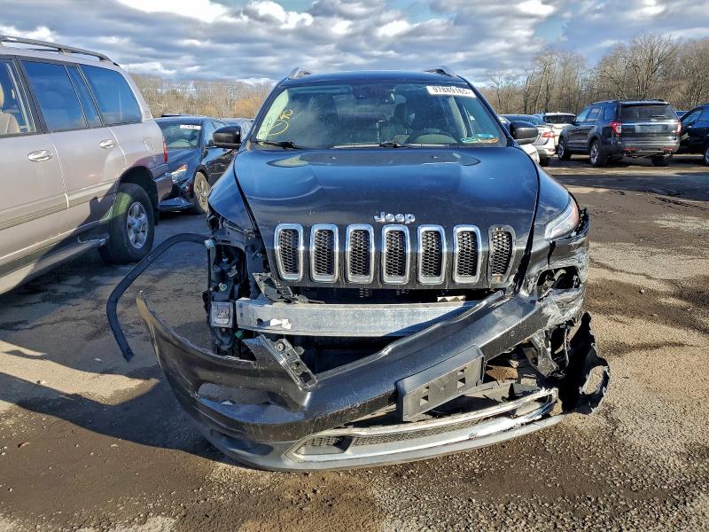 Фото 5 - JEEP GRAND CHER