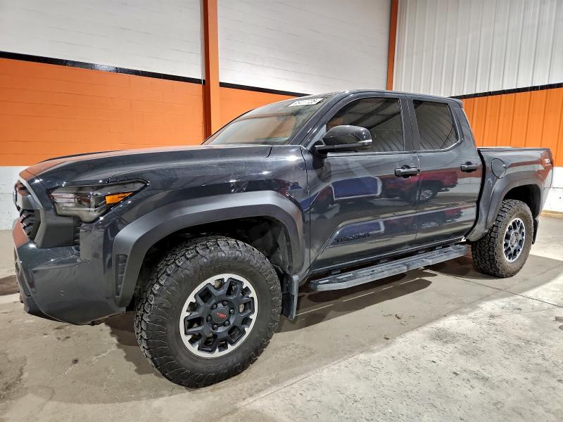 Фото 1 - TOYOTA TACOMA