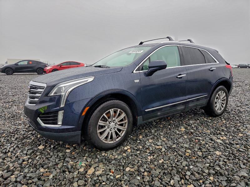 Фото 1 - CADILLAC XT5