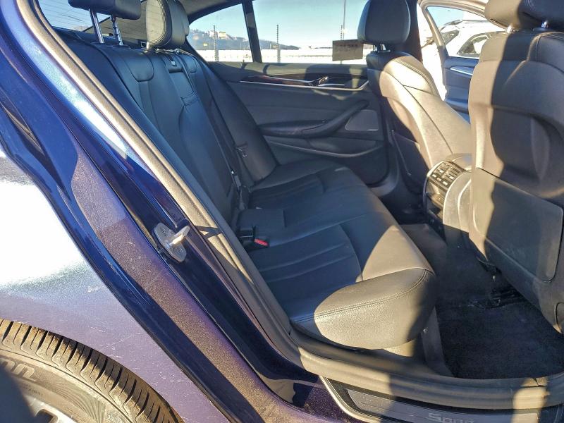 Фото 10 - BMW 5 SERIES