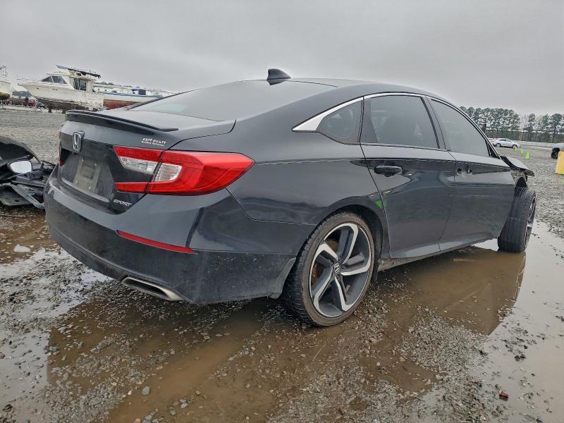 Фото 3 - HONDA ACCORD