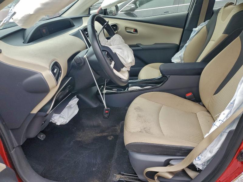 Фото 7 - TOYOTA PRIUS