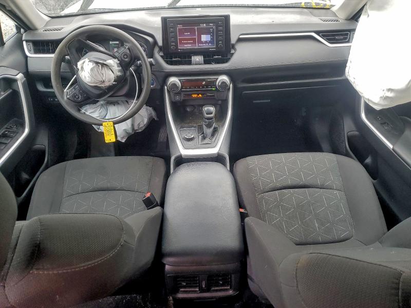 Фото 8 - TOYOTA RAV4