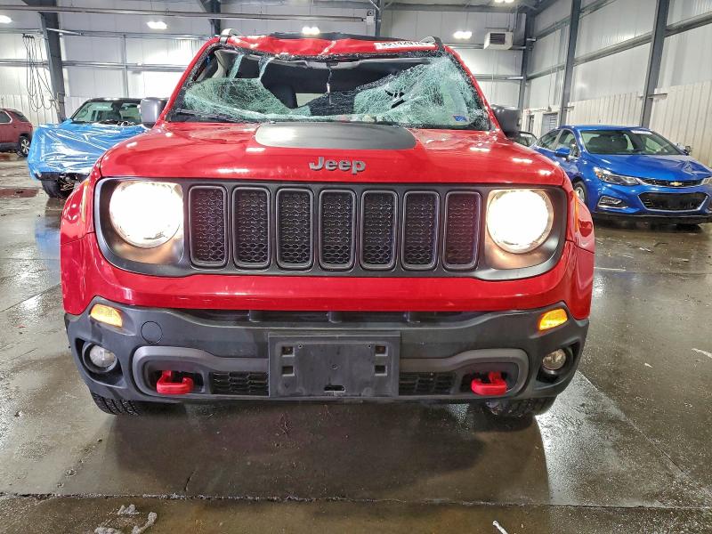 Фото 5 - JEEP RENEGADE