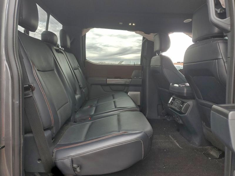 Фото 10 - FORD F-150