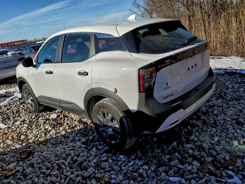 Фото 2 - NISSAN KICKS