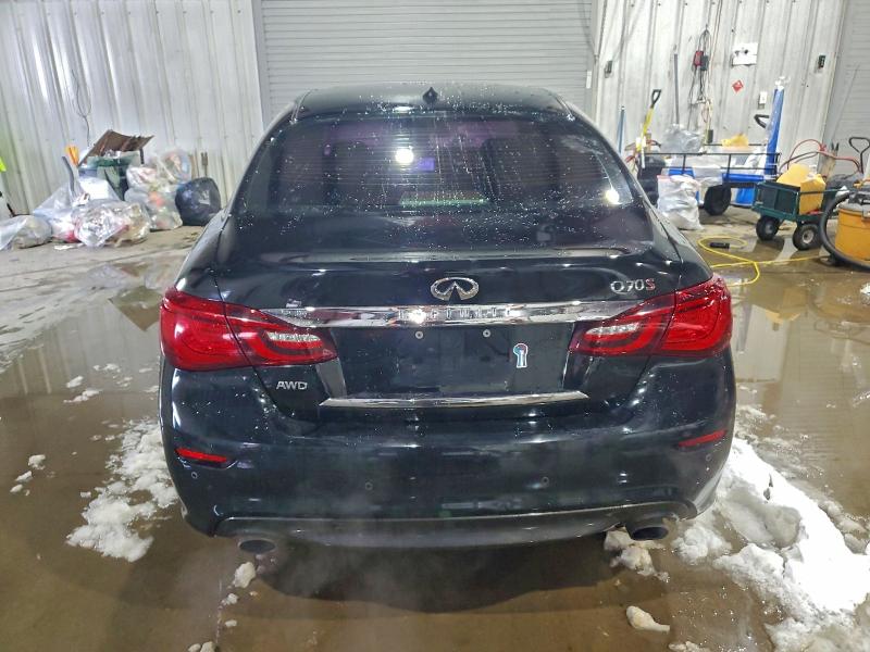 Фото 6 - INFINITI Q70