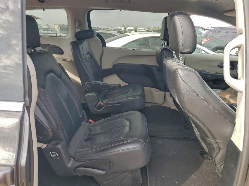 Фото 11 - CHRYSLER PACIFICA