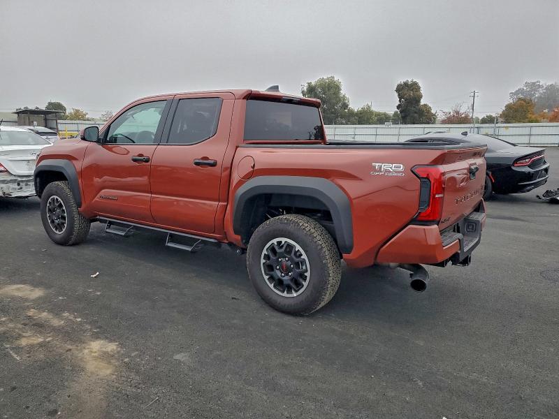 Фото 2 - TOYOTA TACOMA