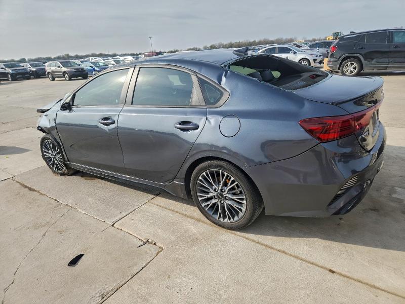 Фото 2 - KIA FORTE