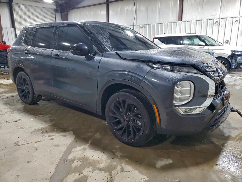 Фото 4 - MITSUBISHI OUTLANDER