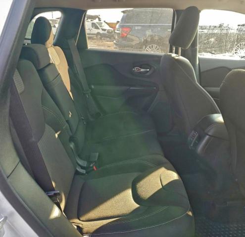 Фото 11 - JEEP GRAND CHER