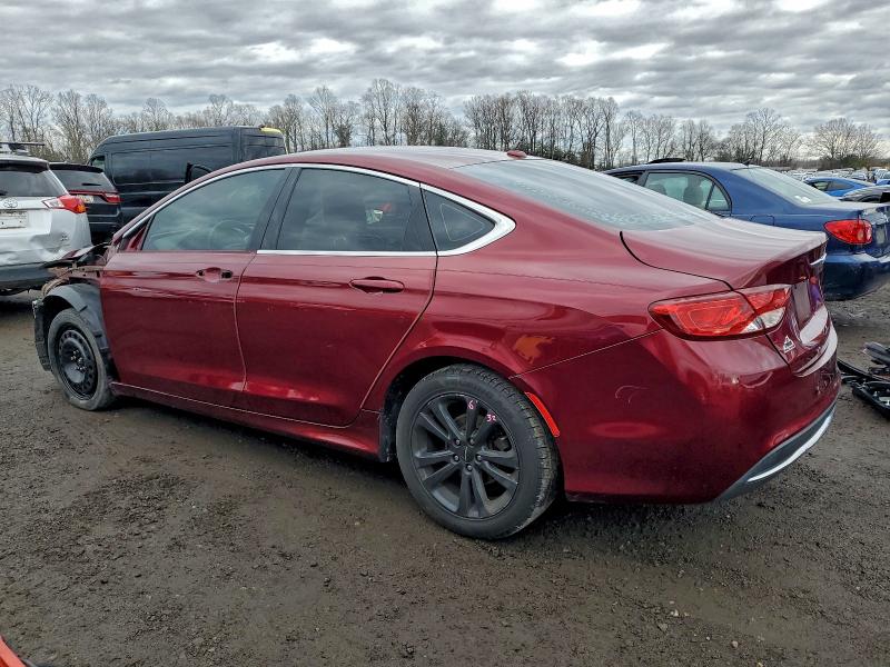 Фото 2 - CHRYSLER 200