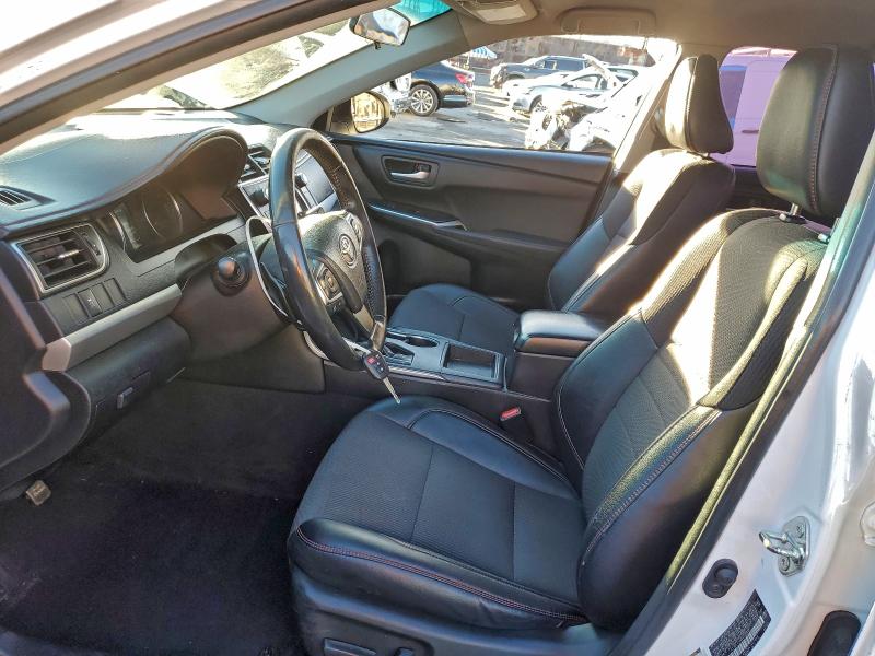 Фото 7 - TOYOTA CAMRY