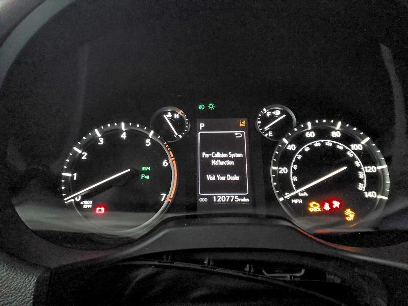 Фото 9 - LEXUS GX