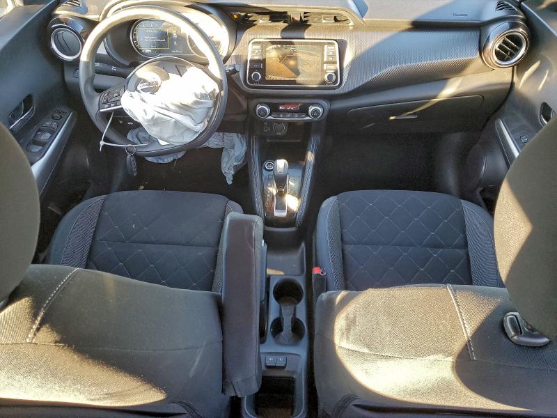 Фото 8 - NISSAN KICKS