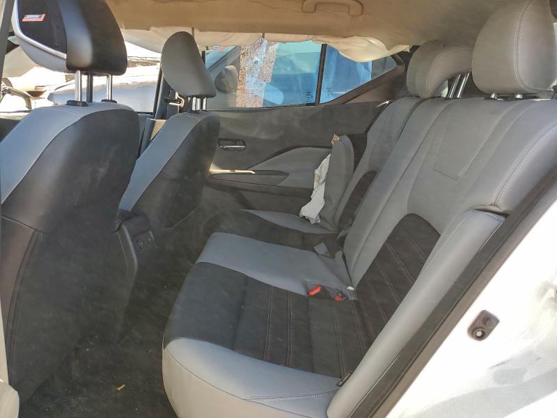 Фото 10 - NISSAN KICKS