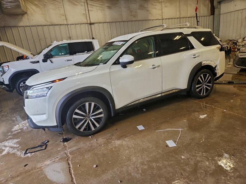 Фото 1 - NISSAN PATHFINDER