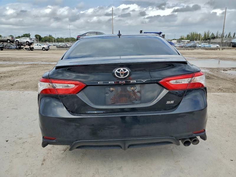 Фото 6 - TOYOTA CAMRY