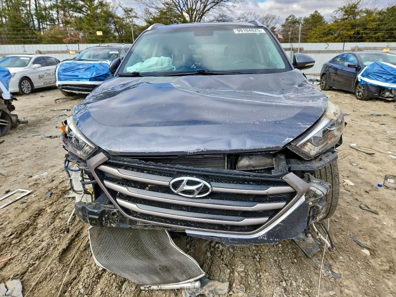 Фото 5 - HYUNDAI TUCSON