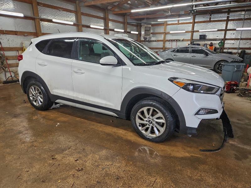 Фото 4 - HYUNDAI TUCSON