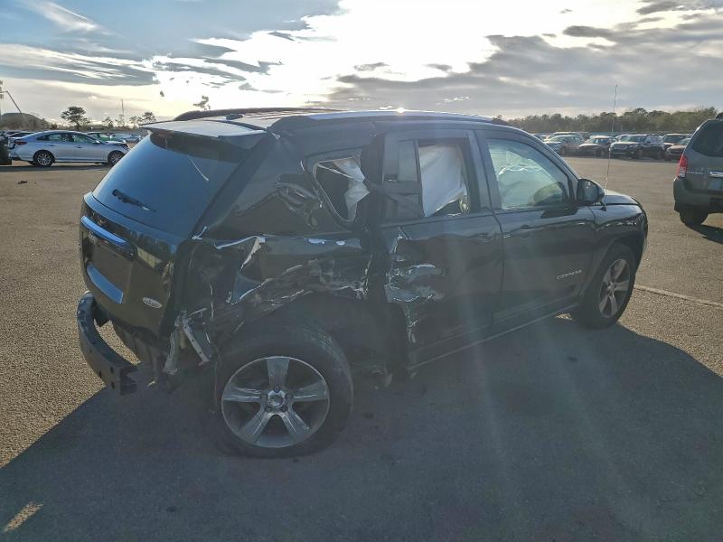 Фото 3 - JEEP COMPASS