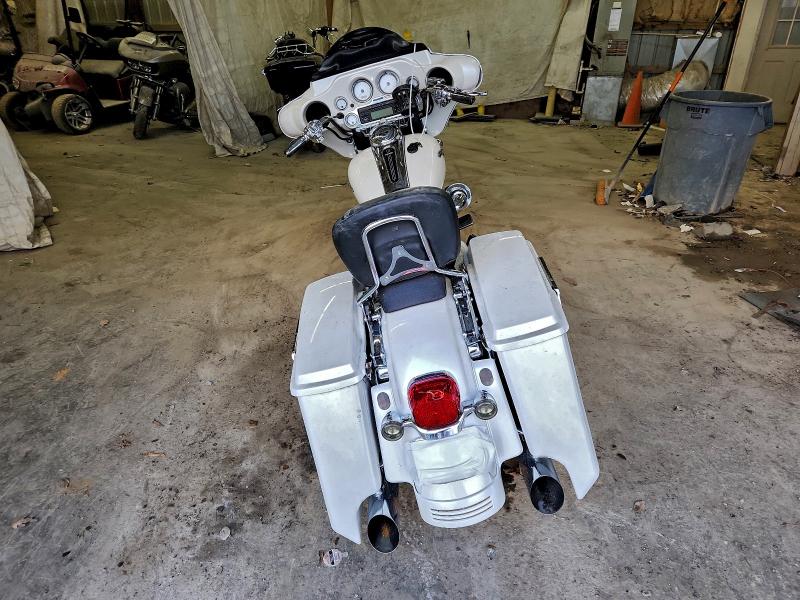 HARLEY-DAVIDSON FL 2009