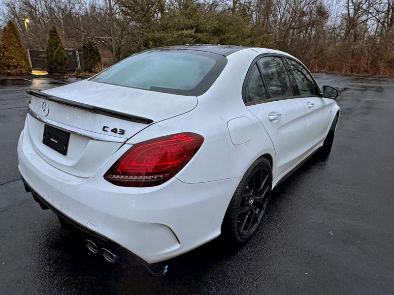 Фото 3 - MERCEDES-BENZ C-CLASS