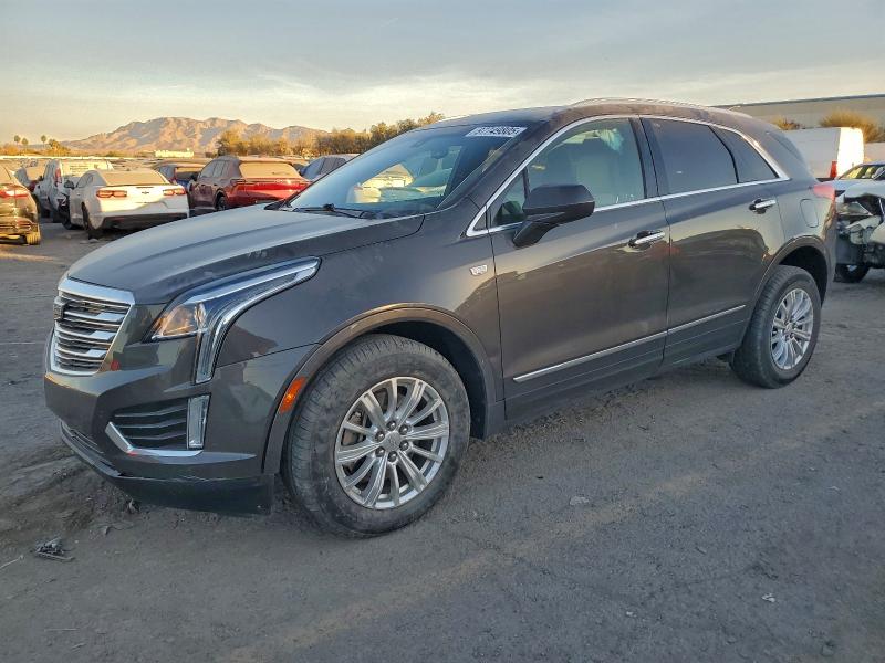 Фото 1 - CADILLAC XT5