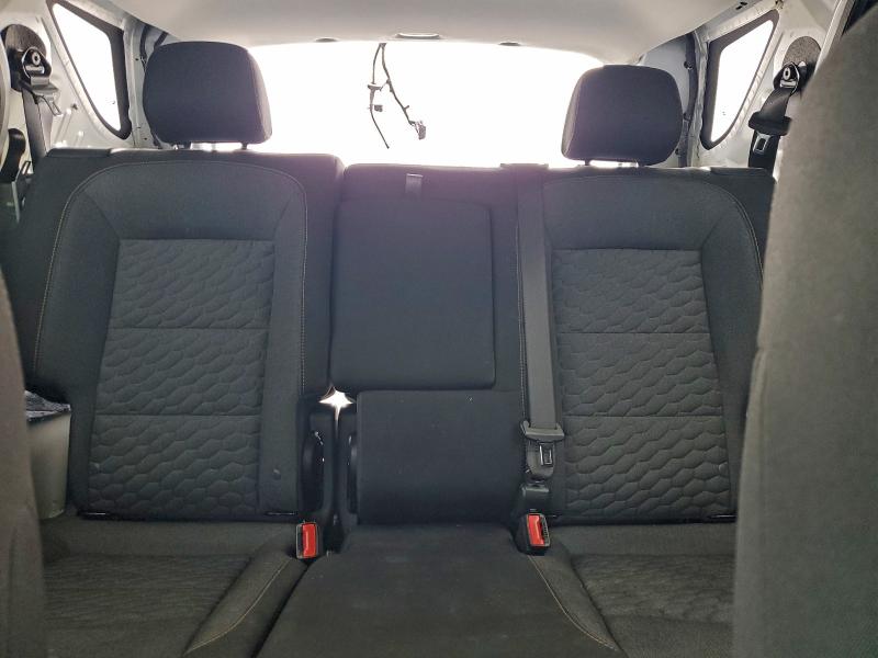 Фото 10 - CHEVROLET EQUINOX