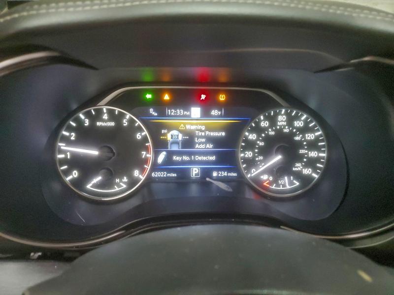 Фото 9 - NISSAN MAXIMA