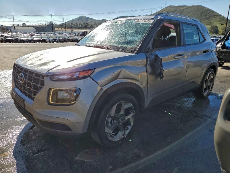 Фото 1 - HYUNDAI VENUE