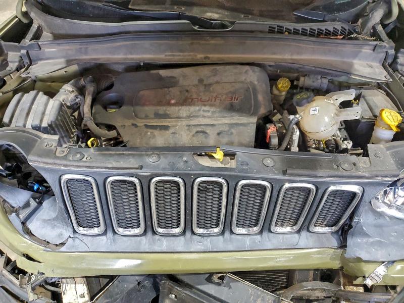 Фото 11 - JEEP RENEGADE