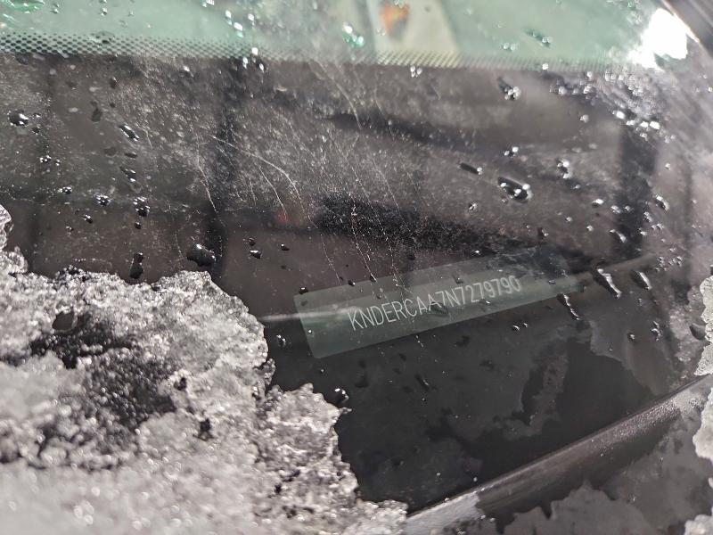 Фото 13 - KIA SELTOS