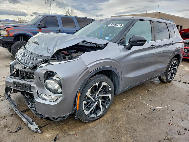 Фото 1 - MITSUBISHI OUTLANDER