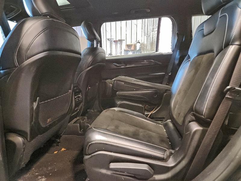 Фото 11 - JEEP GRAND CHER