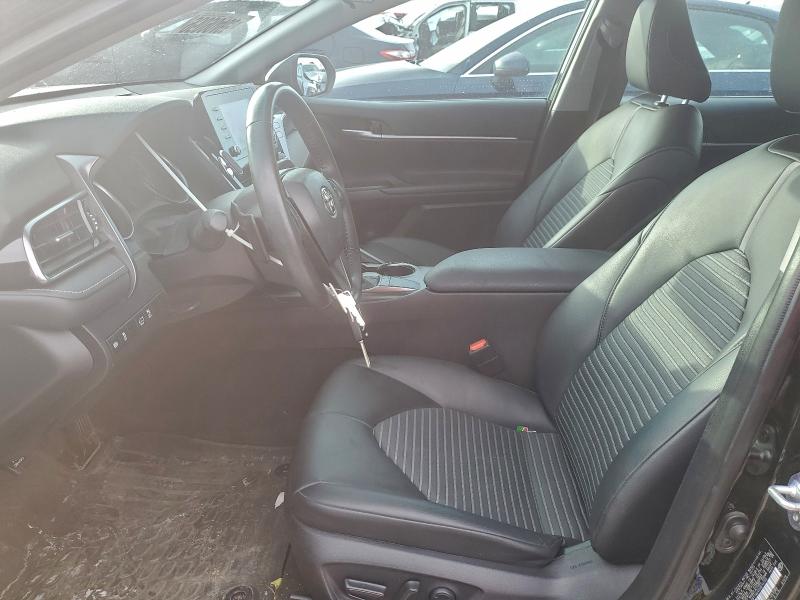 Фото 7 - TOYOTA CAMRY