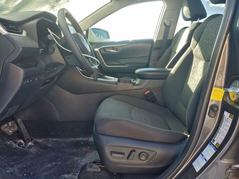 Фото 7 - TOYOTA RAV4