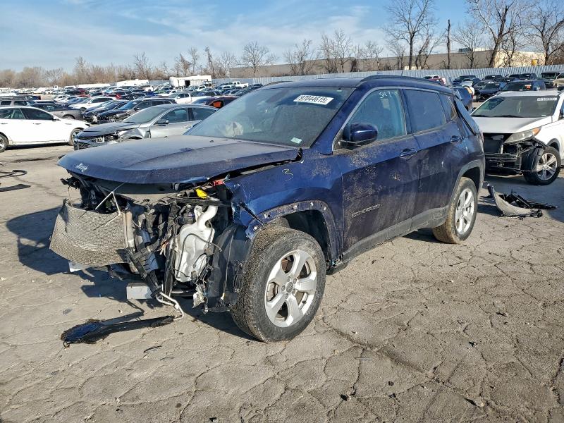 Фото 1 - JEEP COMPASS