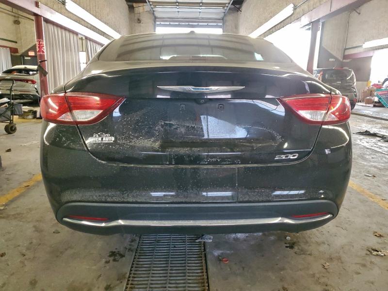 Фото 6 - CHRYSLER 200