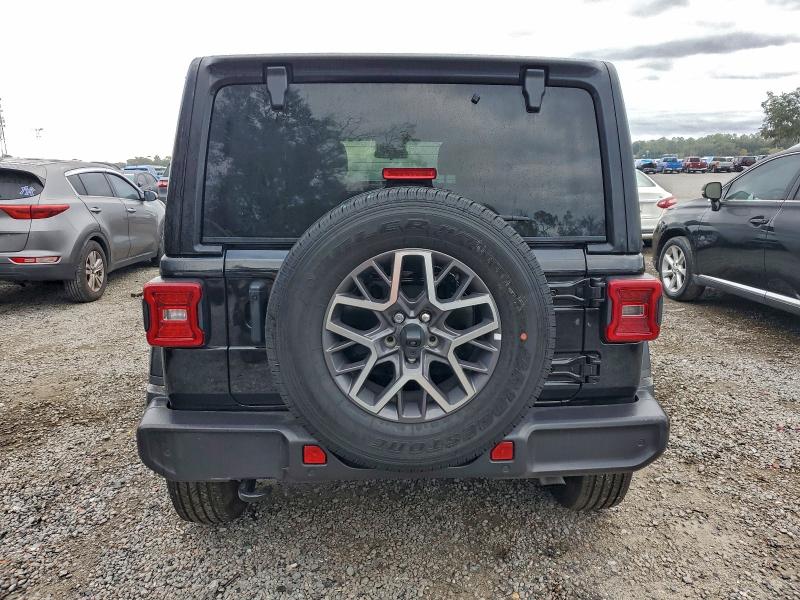 Фото 6 - JEEP WRANGLER