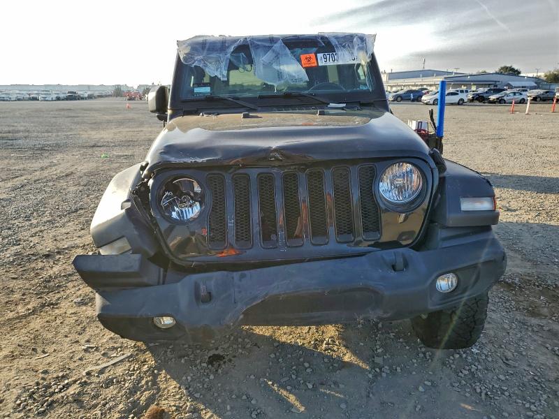 Фото 5 - JEEP WRANGLER